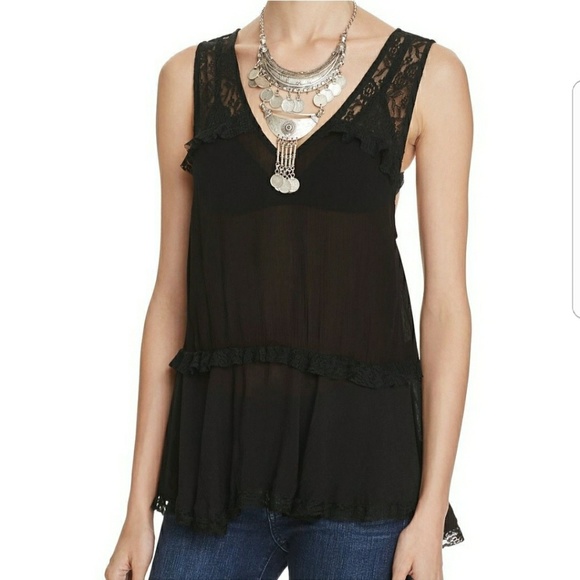 Free People Tops - FREE PEOPLE LACE TRAPEZE CAMI BLACK